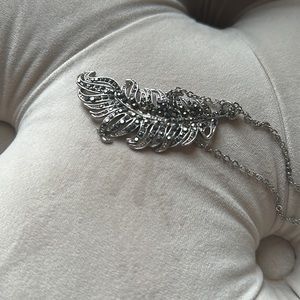 Silver chain feather necklace